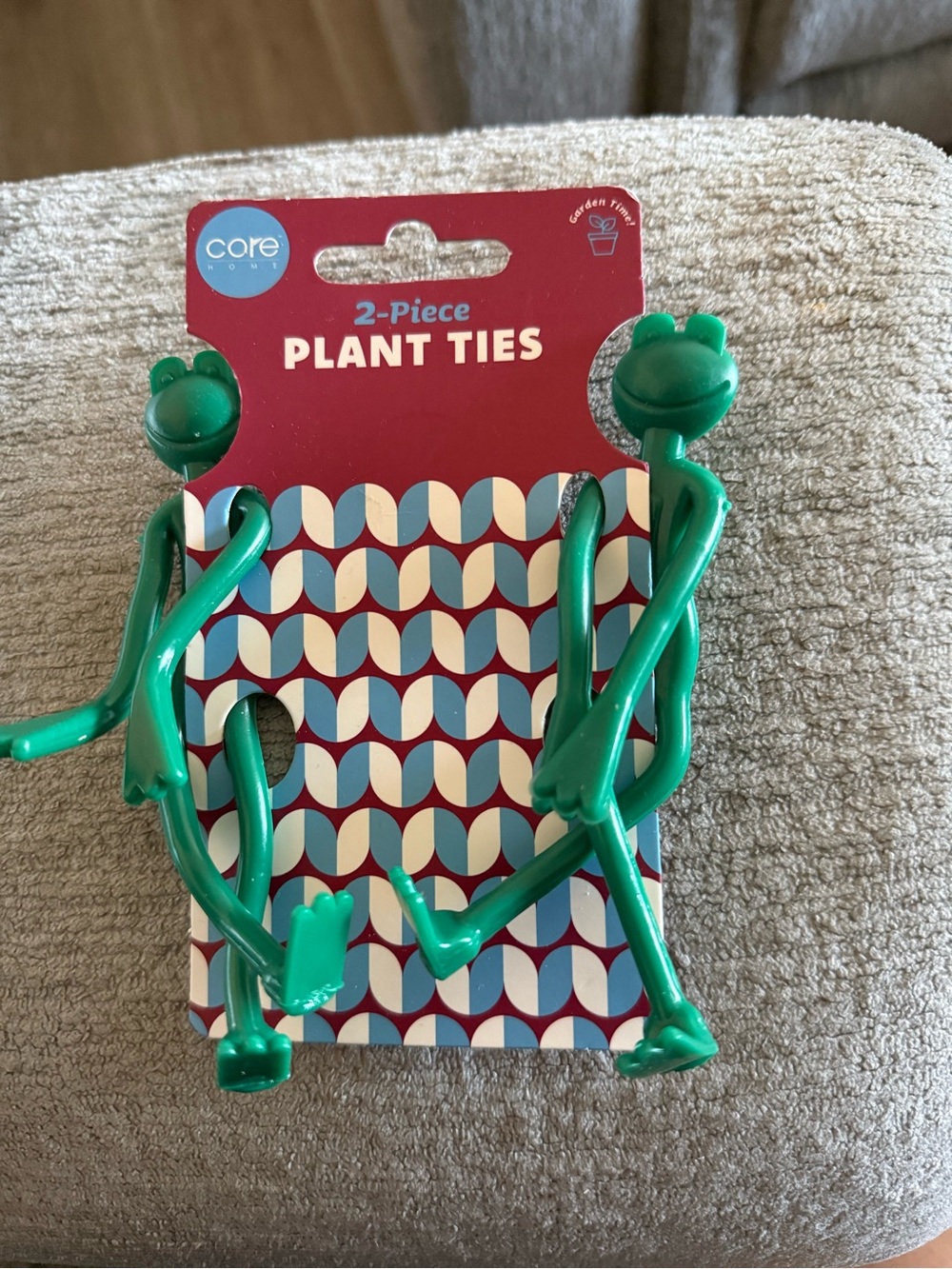 Core Home 2-Piece Green Frog Plant Ties